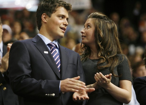 Bristol Palin gives birth to baby girl | TopNews Stars
